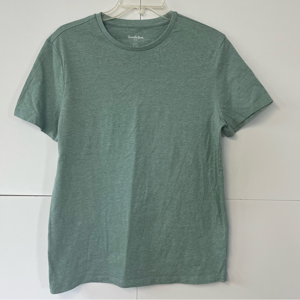 Men’s Goodfellow & Co Light Green Lyndale Tee T-Shirt Short Sleeve. Size Medium.